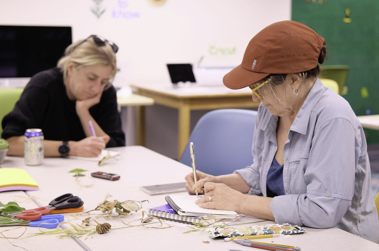 ITOC sponsored a retreat for researchers and artists.  Photo: M. Kurkhill